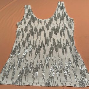 New Diane Von Furstenberg Sequined Top. Size M.